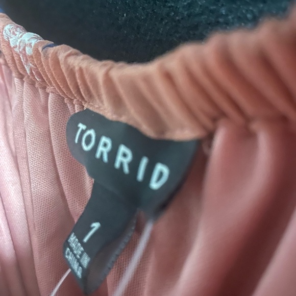 Torrid floral print dress size 2 - Picture 3 of 4